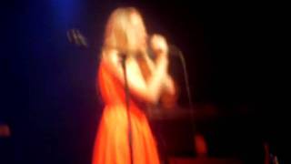 Diana Vickers Live - Put It Back Together Again