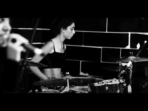 Debo - Deyas Klan - PiaZdrum