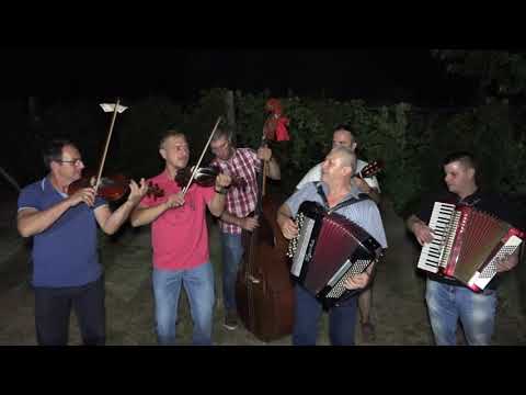 Pazovsky Orchester   Slankamenske vinohrady, Anka ulubana, Okolo Pazova