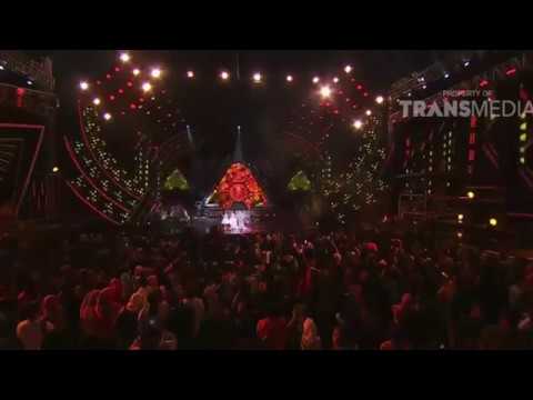 HUT TRANSMEDIA 16 | SLANK Feat AYU TING TING, ZASKIA GOTIK, CITA CITATA 'Orkes Sakit Hati'