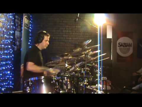 GEORG VOROS - Double pedal sextuplet groove