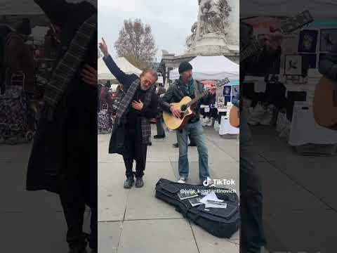 U2 Bono and Edge tribute artist in Paris (please read description)