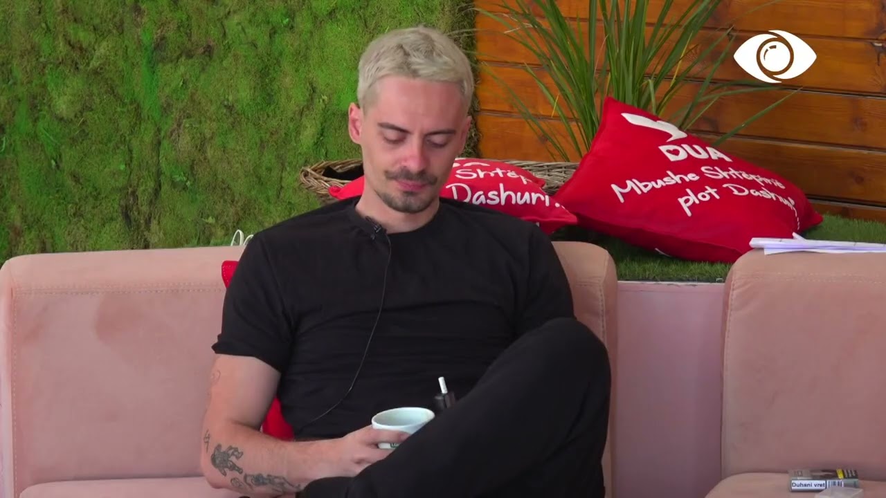 Si mund të të pëlqejë një djalë i tillë/ Luizi për Keisin dhe Kristin