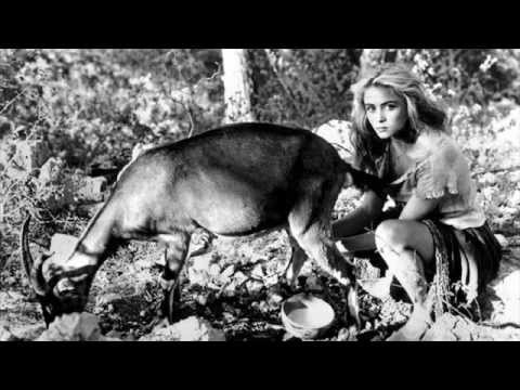 download lagu mp3 mp4 Nous Kleintierschaukel, download lagu Nous Kleintierschaukel gratis, unduh video klip Nous Kleintierschaukel