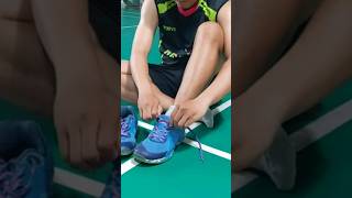 Download lagu Cara mengikat tali sepatu #badminton #bulutangkis #olahraga #shorts mp3