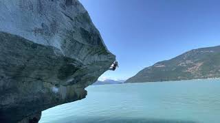 Video thumbnail of Majestic, V6. Squamish