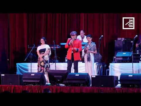 CONCERT - Quand les trois stars du groupe Johary chantent Kintana Telo