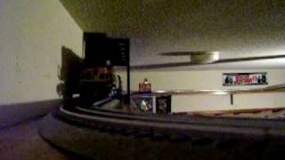 preview picture of video 'Model Train/Shelf Layout'