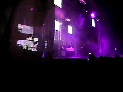 Boys Noize Playing tribute to Michael Jackson at Electric Daisy Carnival Day 1 2009
