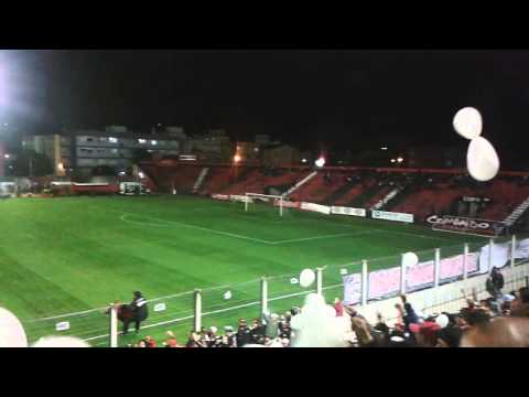 Xavante entrando em campo