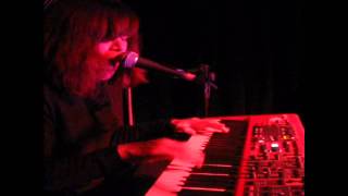 Shannon Wright - Throw a Blanket Over the Sun