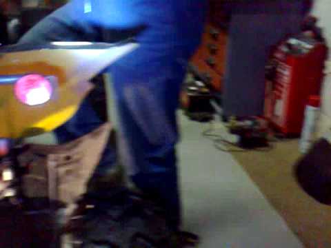 68.DEČKI  ŽUTNICE - HONDA bez auspuha