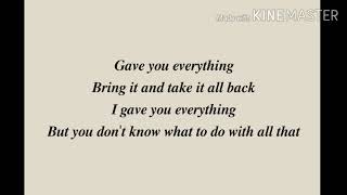 Nip Tuck - Nicki minaj