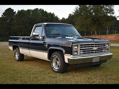 Square body Classics truck. c10 r10 1987 Chevrolet R10 Fuelie 5.7L #squarebody