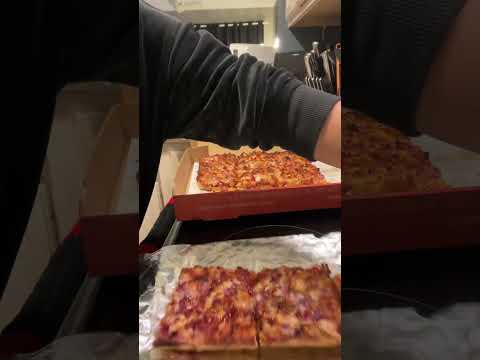 Freezing left over pizza