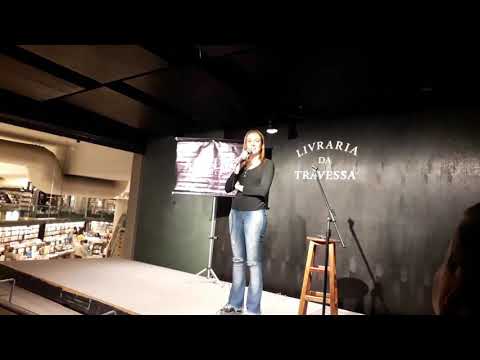Divã Alexandra Dias ( "Amélias Stand Up Comedy")