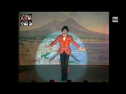 Gigi Proietti - La macchietta napoletana (Attore amore mio 1982)