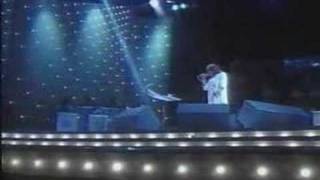 Roberto Carlos - "Un Gato en la Obscuridad" (3/12)