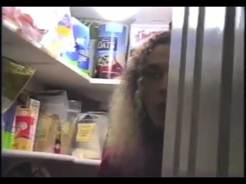 Shrt_lyf en video de su amigo y miembro de la banda Caleb. Link de Video completo en descripción