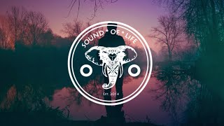 Klangkarussell - Symmetry