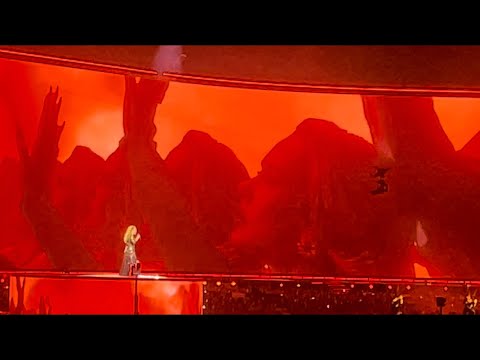 Adele World - Skyfall