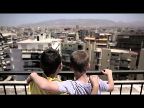 Βουτιά στο κενό   STAVENTO feat  Δήμος Αναστασιάδης   Official Video Clip