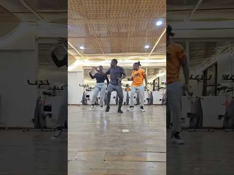 Busy Signal - Live For The Summer ft Stylo G & Ajji