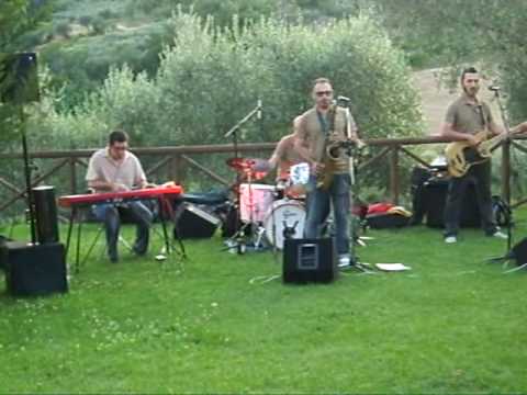Montefiori Cocktail live in Ferretto (Fano) - Volare (video 4 di 14)