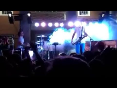 Twenty One Pilots : Slowtown New Albany High School 2011