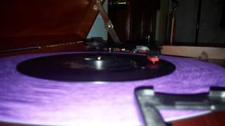 Connie Francis- &quot;Don&#39;t Break the Heart That Loves You&quot; (45 RPM)