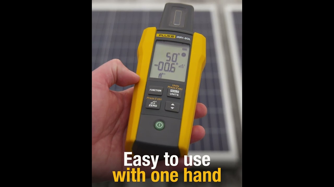 4 measurements in 1 tool | The Fluke Solar Irradiance Meter IRR1