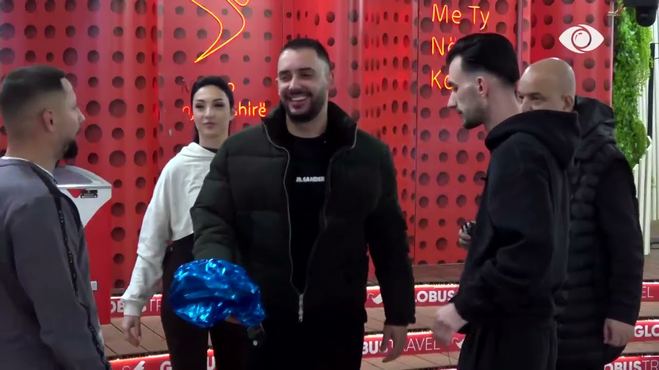 Selin i plas tullumbacin çiftit Stelin dhe Keijsit