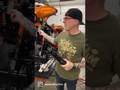 Ohlins rear suspension on my Harley Street Glide Special. ⚡️⚡️#shorts