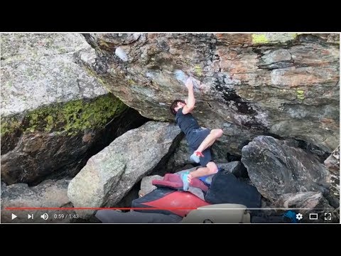 FrictionLabs Athlete Ryan Sewell hooks up Top Notch, V13 in RMNP, CO.