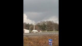 Man films western Kentucky tornado