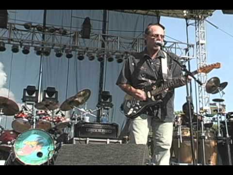 9.3.05 Little Feat plays Down on the Farm into Candyman
