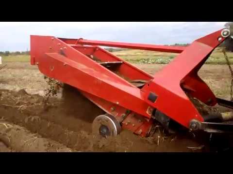 Картоплекопалка 2017.Трактор Синтай - 244.Урожай.
