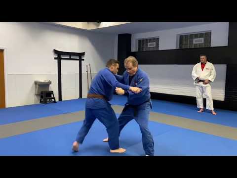 Judo: Ouchi Gari - Major Inner Reaping Throw - Traditional Style