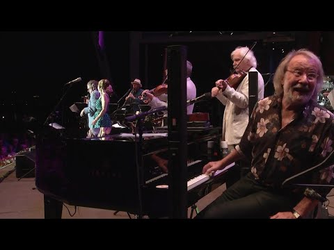 Finalpotpurri – Benny Anderssons Orkester med Helen Sjöholm och Tommy Körberg