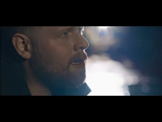 Video zu 'Leave A Light On' ansehen