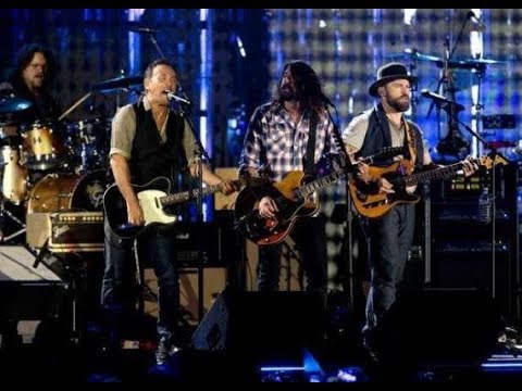 Bruce Springsteen, Dave Grohl & Zac Brown - Fortunate son [The Concert for Valor (2014)]