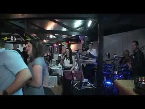 Veldina i Artistico - Tek je 12 sati (live)