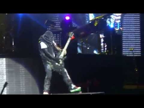 Guns N' Roses - Guitar solo  DJ Ashba live to La Paz Bolivia