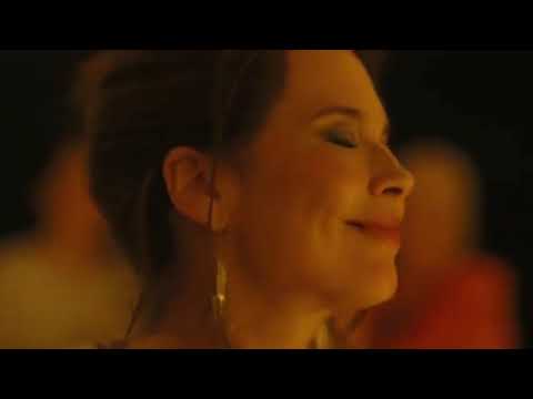 Oasis - Wonderwall (Mommy 2014)