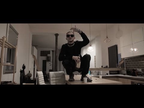 Video thumbnail for Versace