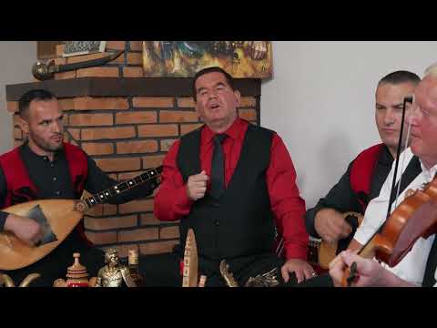 Behxhet Korpuzi -  I shtrejt dheu i dashur