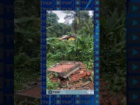 Banheiro de residência DESABA após DESLIZAMENTO de terra em Pomerode #santacatarina #pomerode