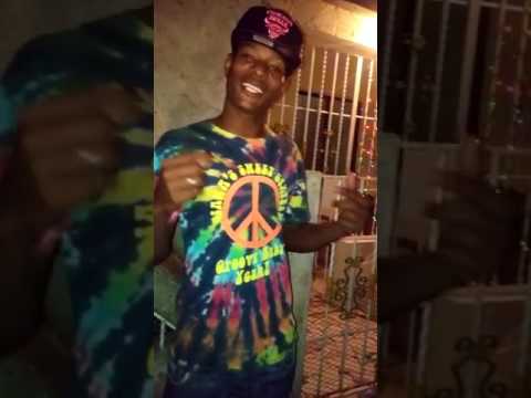 Diddy Glow Vs Jr La Suprema   Freestyle Good