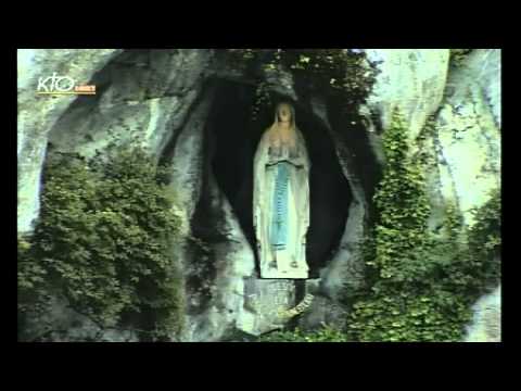Chapelet à Lourdes