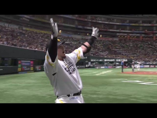 【8回裏】どすこい炸裂!! ホークス・山川穂高 レフトへのアーチは今季14号ソロホームラン!! 2025年7月16日 福岡ソフトバンクホークス 対 千葉ロッテマリーンズ